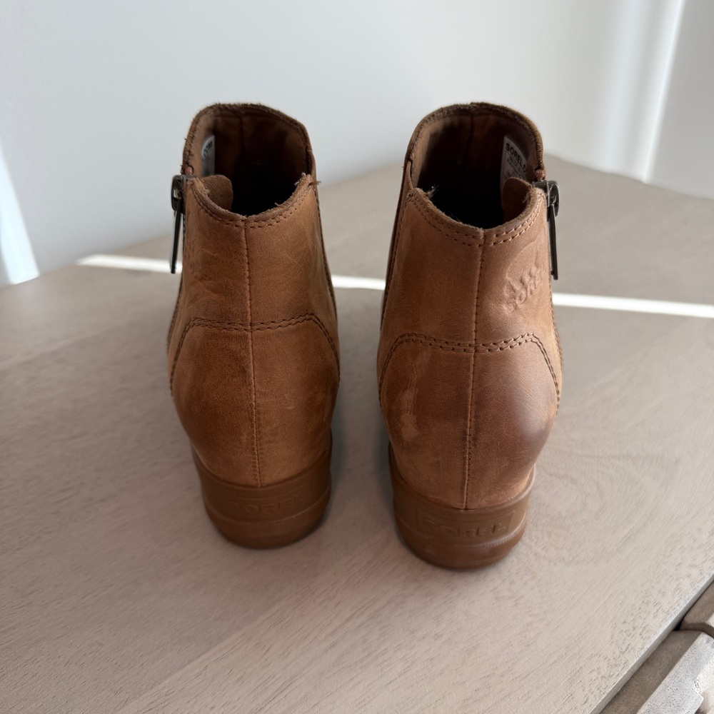 Luggage Brown Sorel Evie Wedge Ankle Boots - Picture 3 of 7